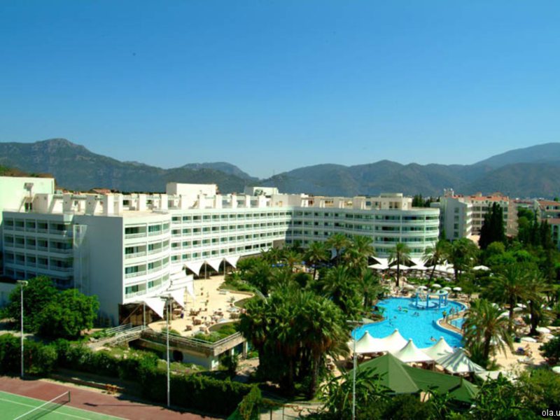 Maritim Hotel Grand Azur  26013