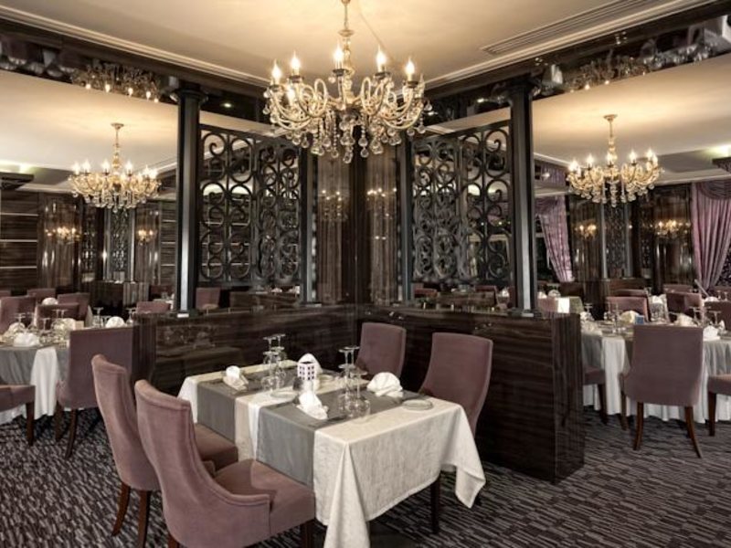 Maritim Pine Beach Resort 94670