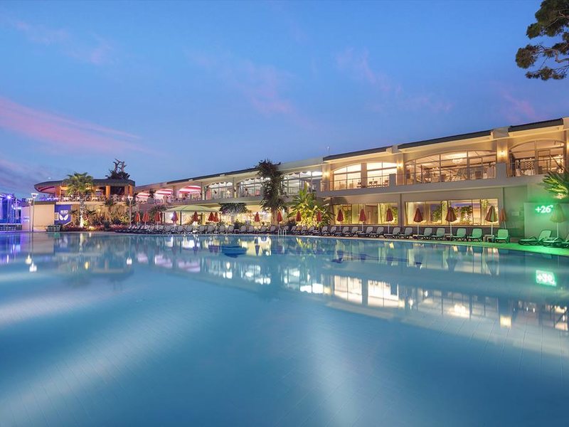 Maritim Pine Beach Resort (ех 296077