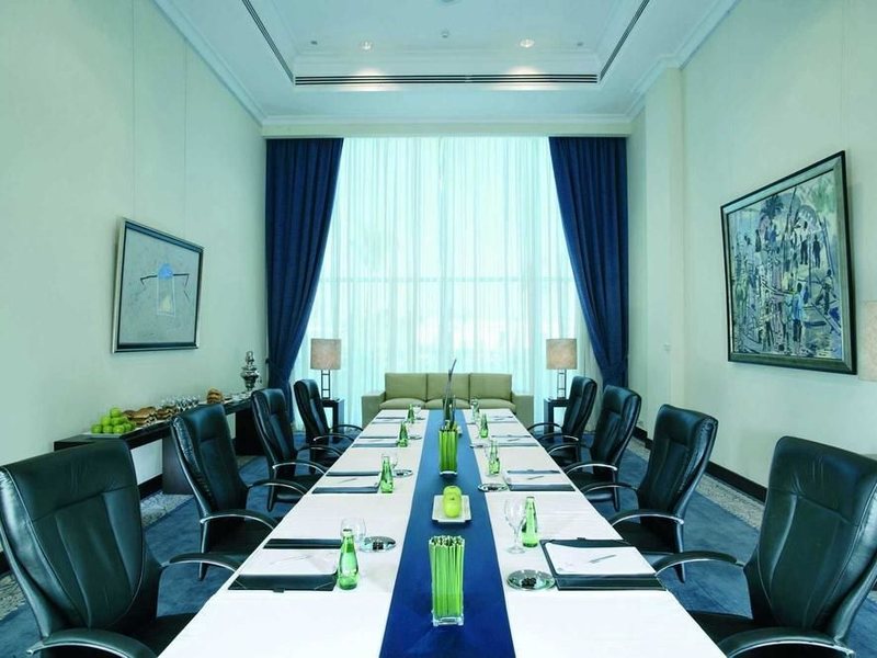 Maritim Royal Peninsula Hotel & Resort 126011