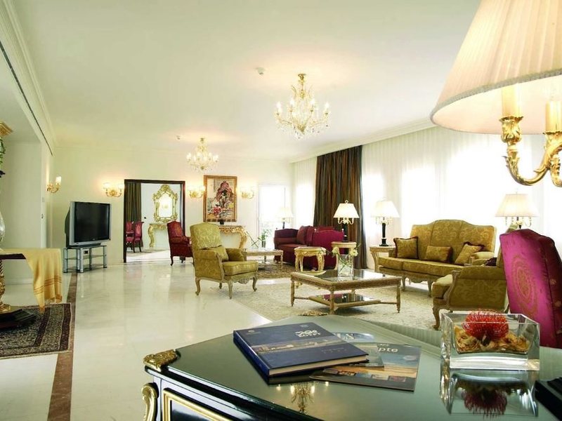 Maritim Royal Peninsula Hotel & Resort 126012