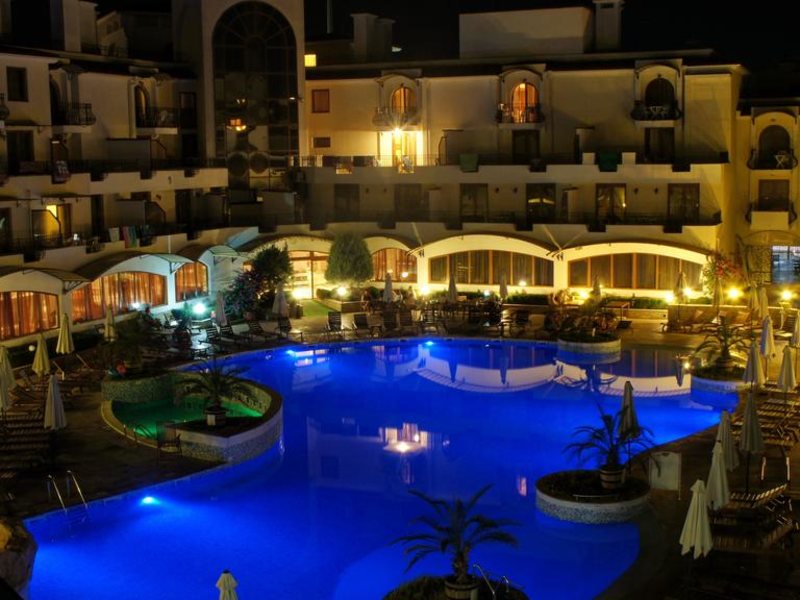 Martinez Aparthotel 316984