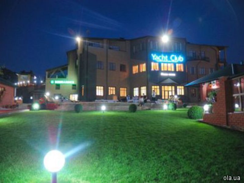 Maxim Marine Yacht Club Hotel 13730