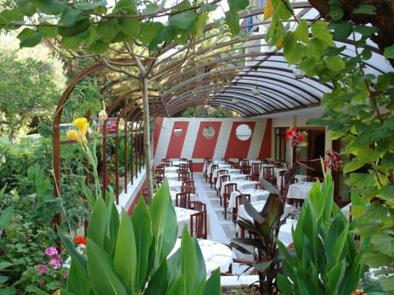 May Beach Hotel 78413