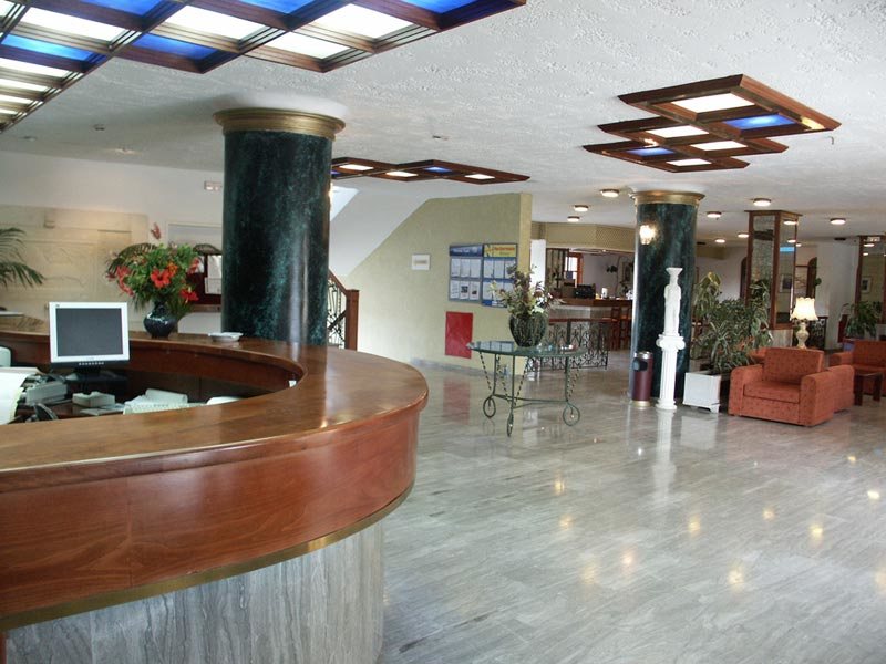 May Beach Hotel 78425