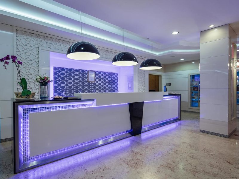 May Flower App Hotel  179901