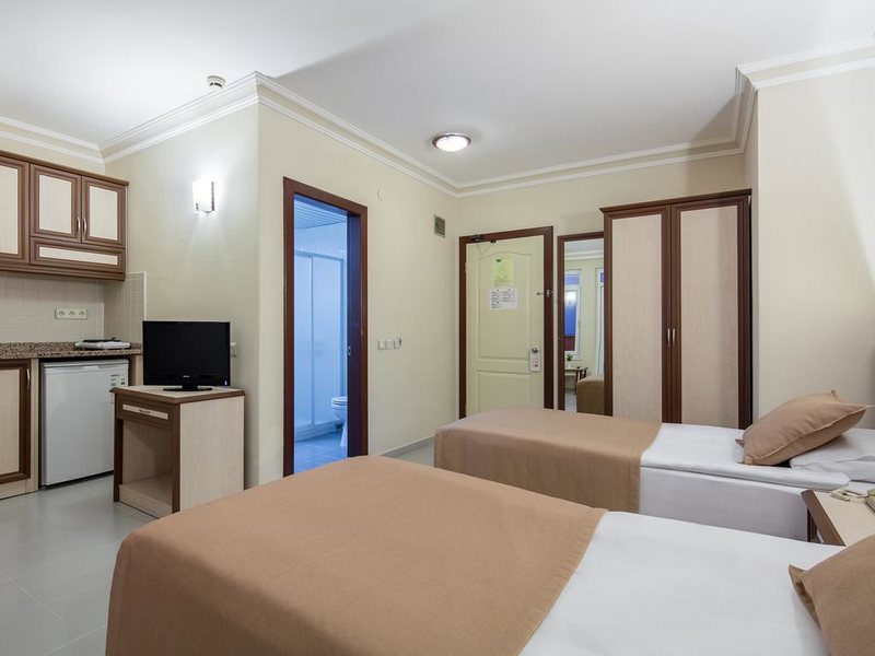 May Flower App Hotel  179906