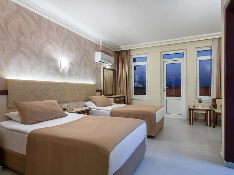 May Flower App Hotel  179907