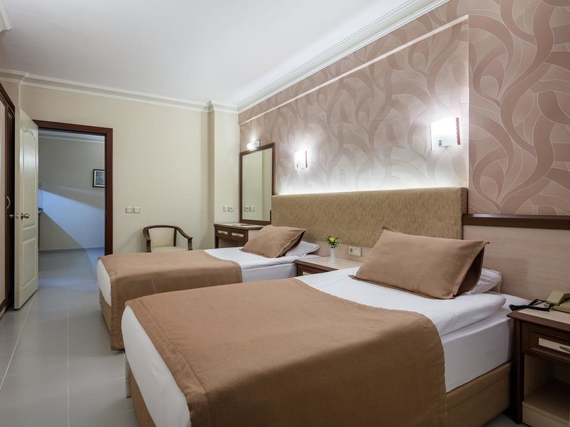 May Flower App Hotel  179914