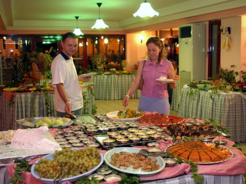 May Garden Club Hotel 34665