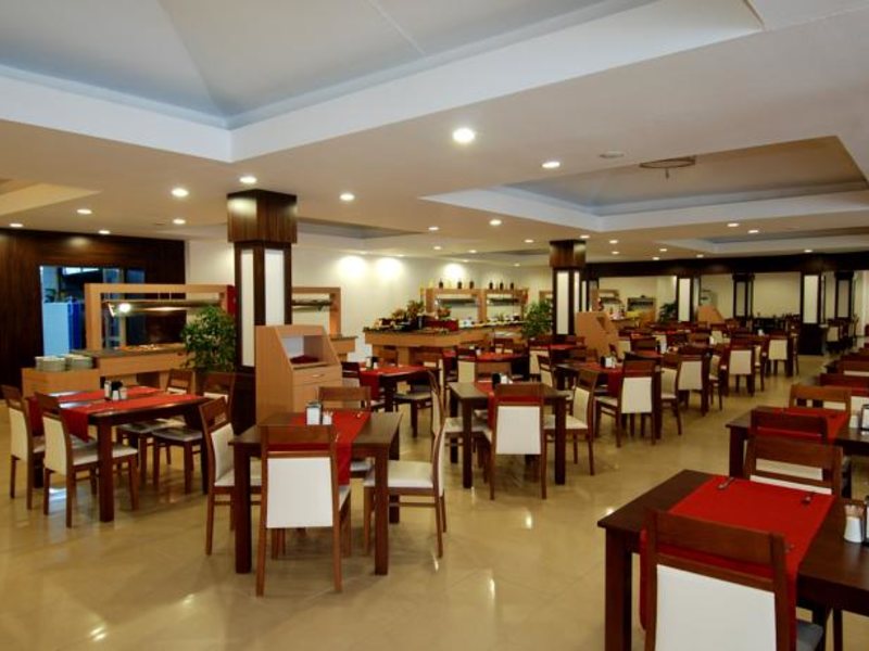 Maya Golf Hotel HV-2 (ex 71297