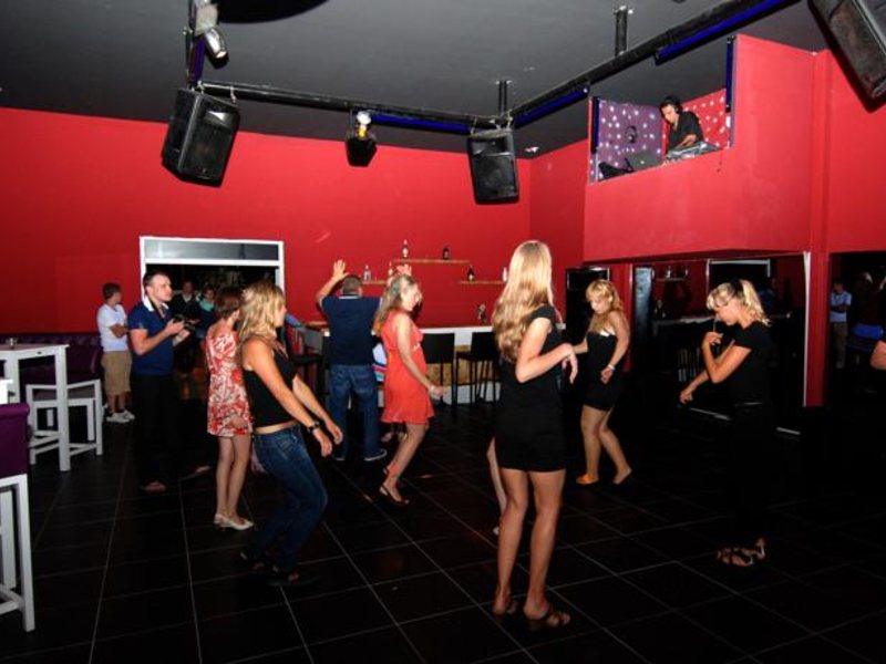 Maya Golf Hotel HV-2 (ex 71308