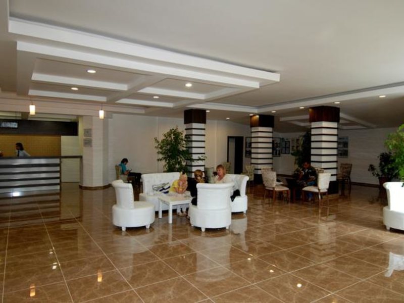 Maya Golf Hotel HV-2 (ex 71309