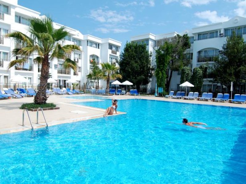 Maya Golf Hotel HV-2 (ex 71315