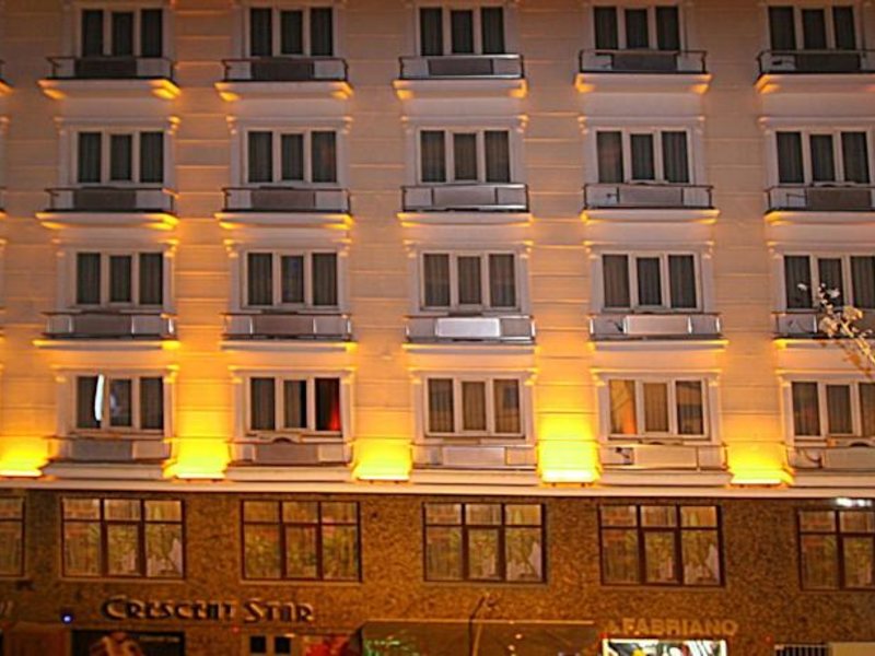 Maya Hotel 94869