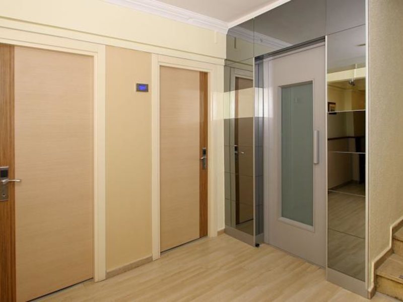Maya Hotel 94870
