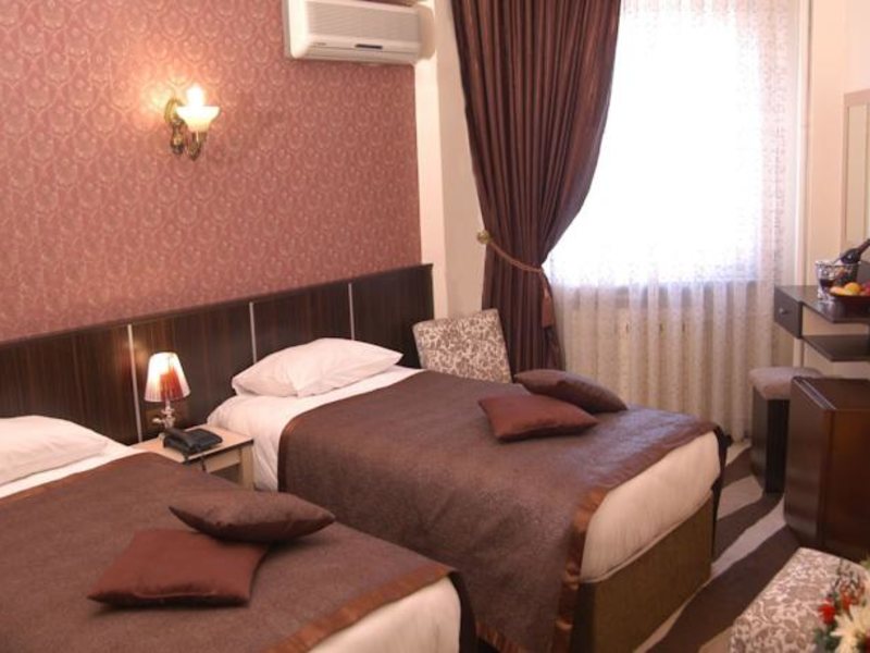 Maya Hotel 94874