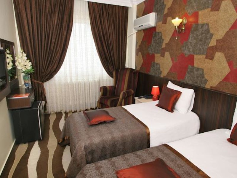 Maya Hotel 94876