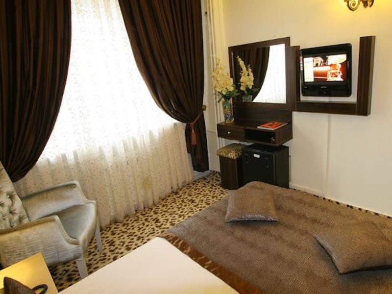 Maya Hotel 94879