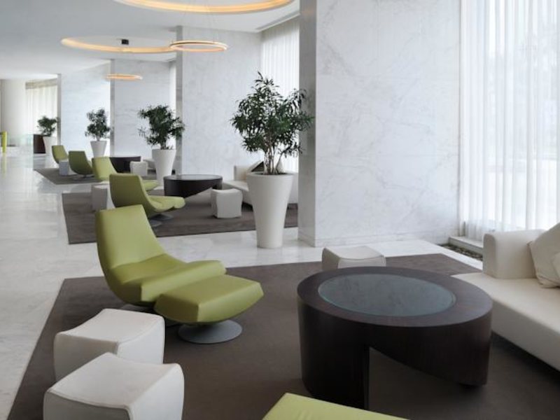 Media One Hotel 57777