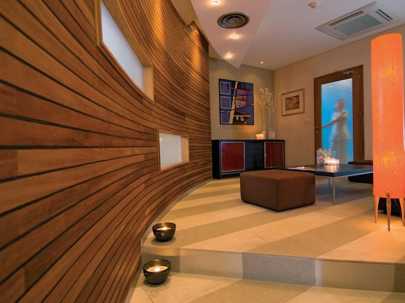 Mediterranean Beach Hotel 206239