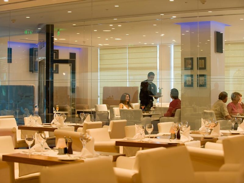 Mediterranean Beach Hotel 206252