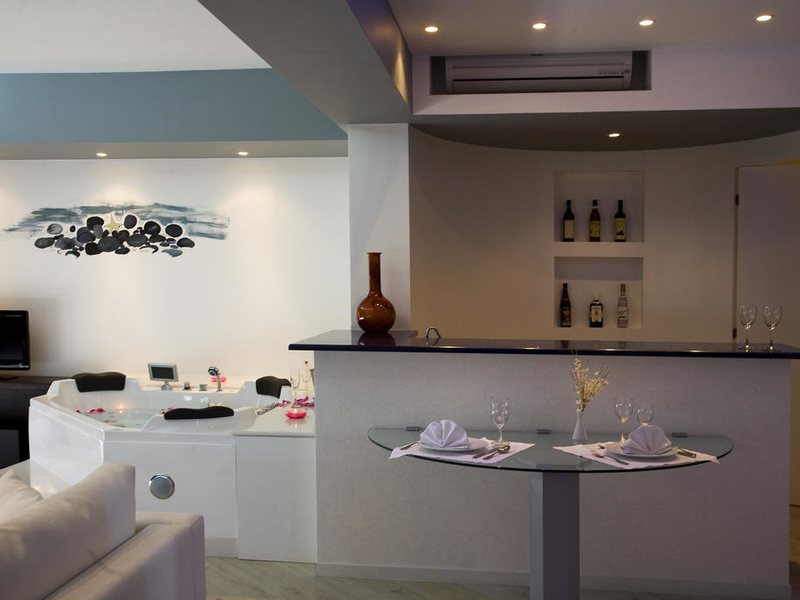 Mediterranean Beach Resort 306292