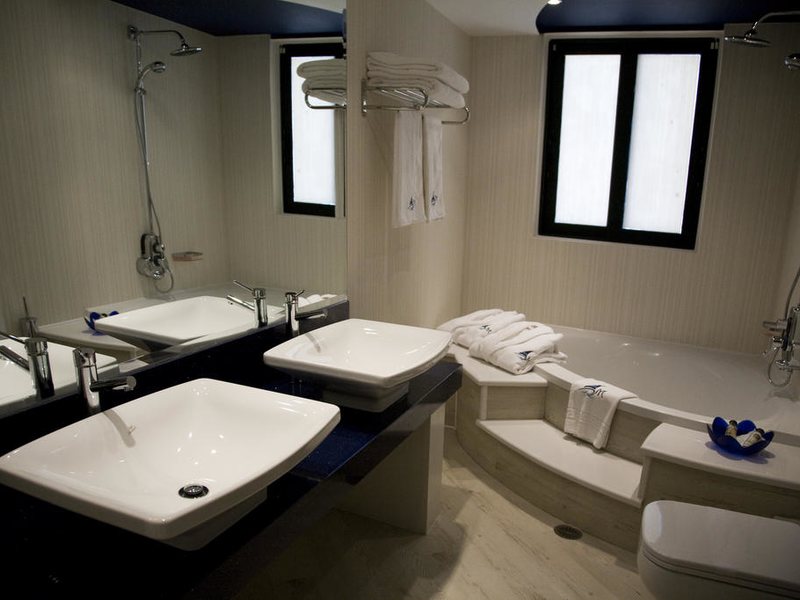 Mediterranean Beach Resort 306293