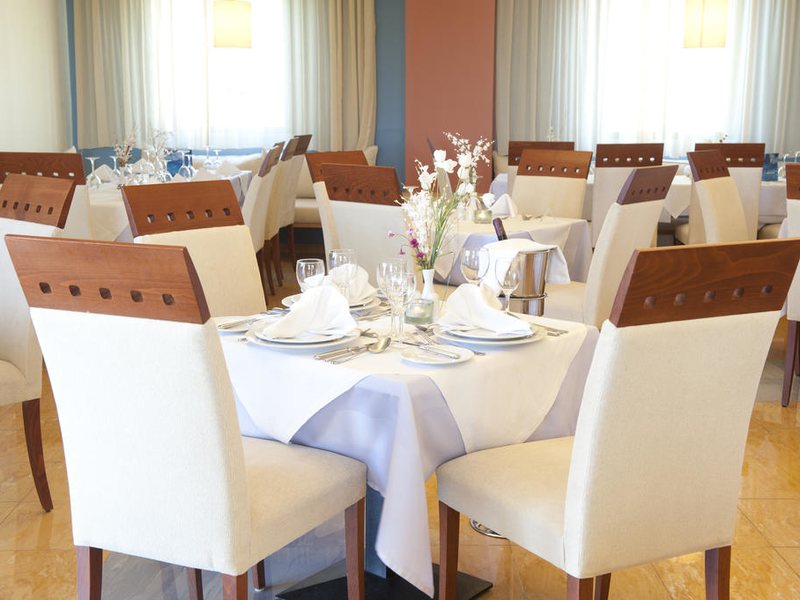 Mediterranean Beach Resort 306300