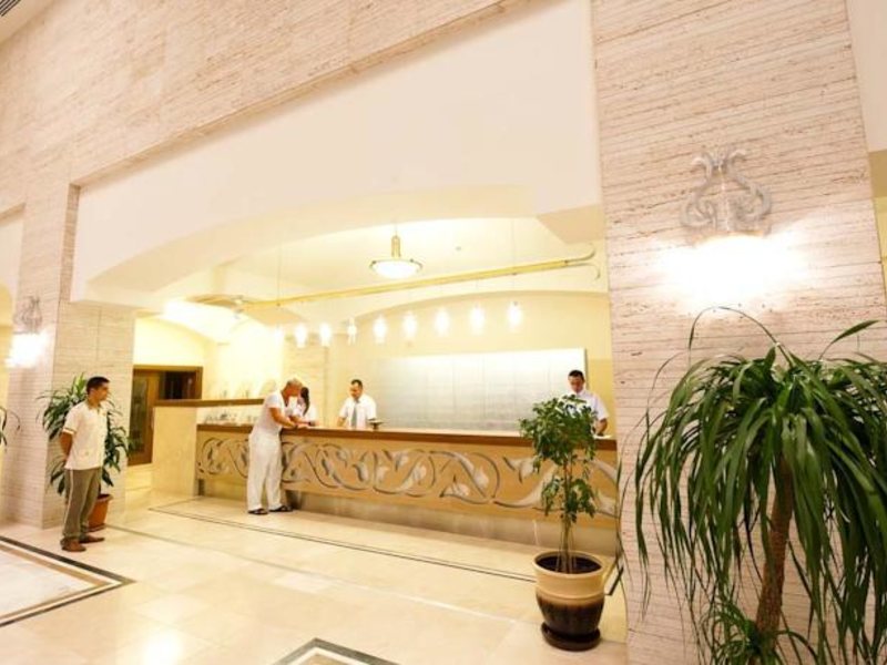 Melas Hotel Lara  95001