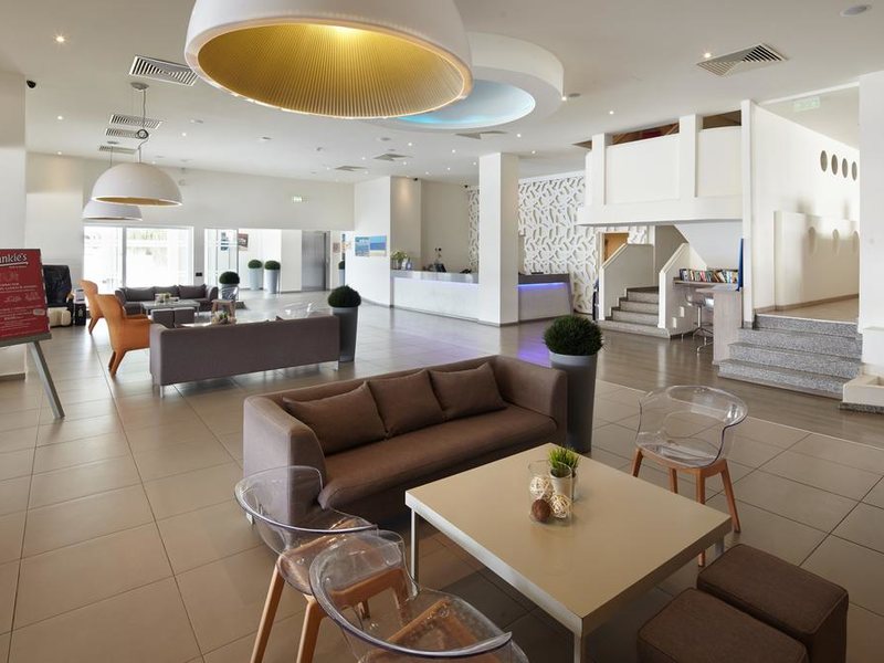 Melpo Antia Luxury Apts and Suites 206274