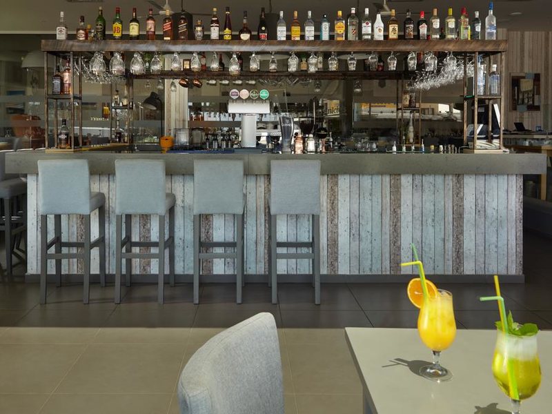 Melpo Antia Luxury Apts and Suites 206299