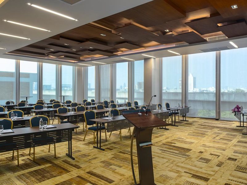 Mercure Bangkok Makkasan 224737