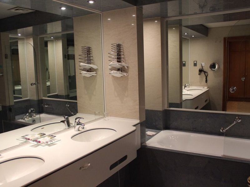 Mercure Grand Jebel Hafeet 118124