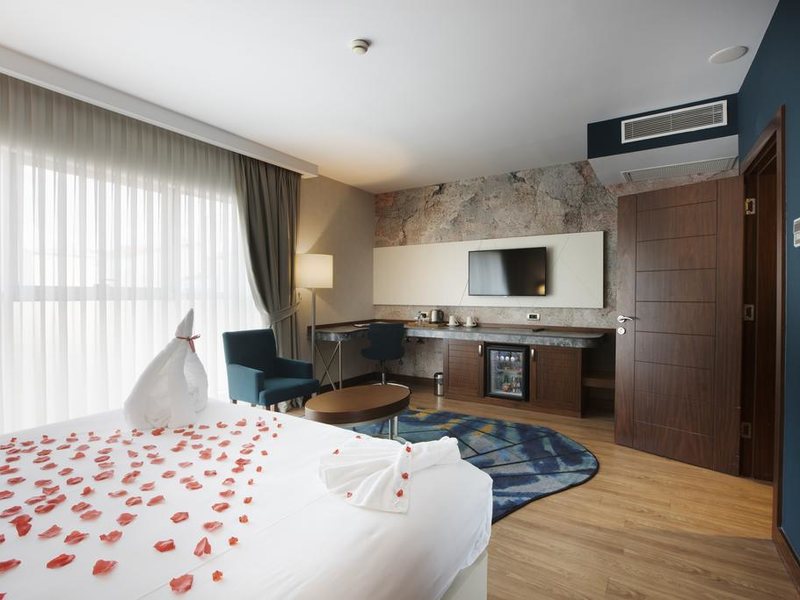 Mercure Istanbul Bakirkoy  (ех 301386