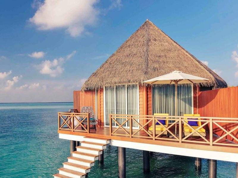 Mercure Maldives Kooddoo Resort 228192
