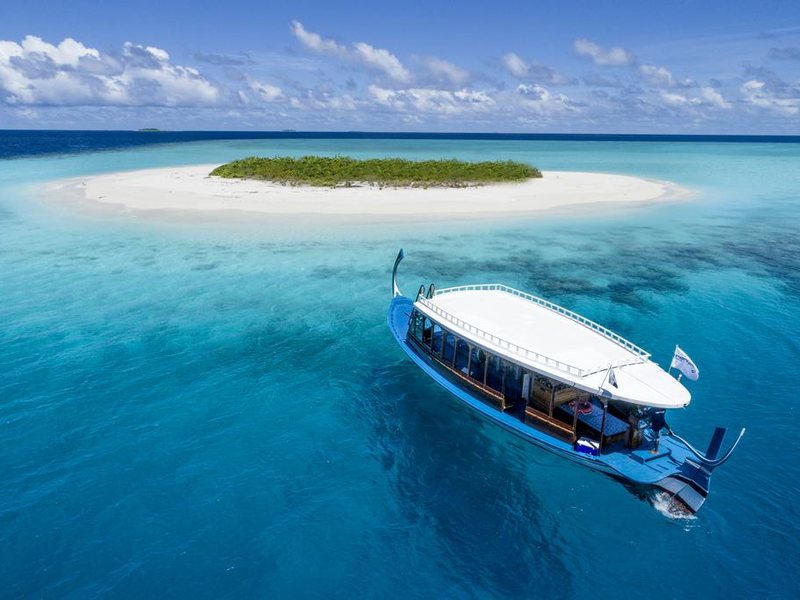 Mercure Maldives Kooddoo Resort 228209