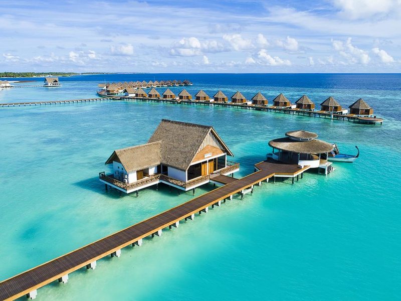 Mercure Maldives Kooddoo Resort 228213