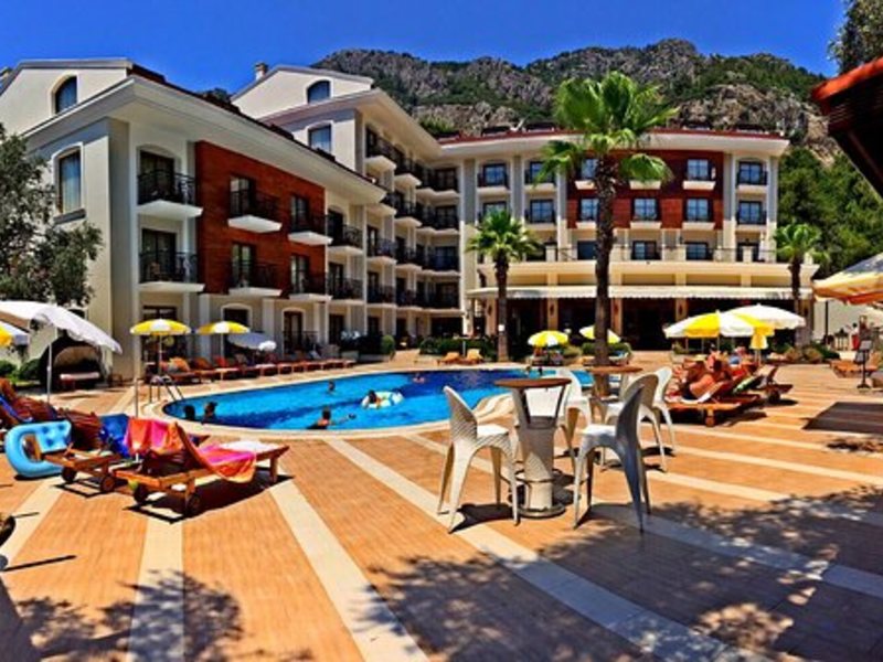 Meril  Hotel  280321