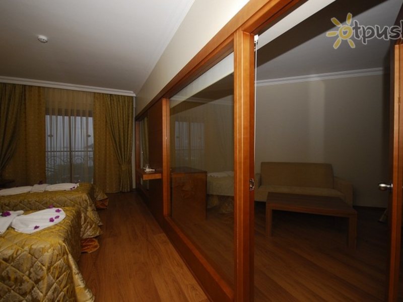 Meril  Hotel  295749