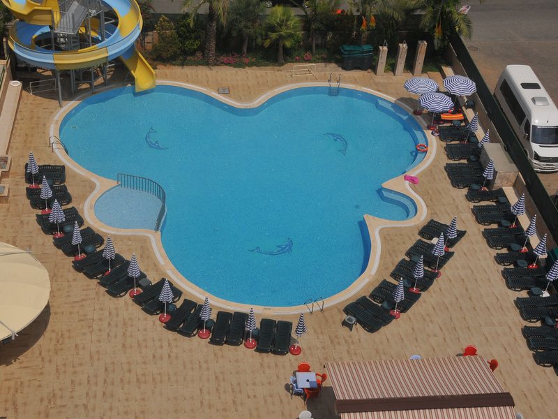 Merlin Beach Hotel 176455