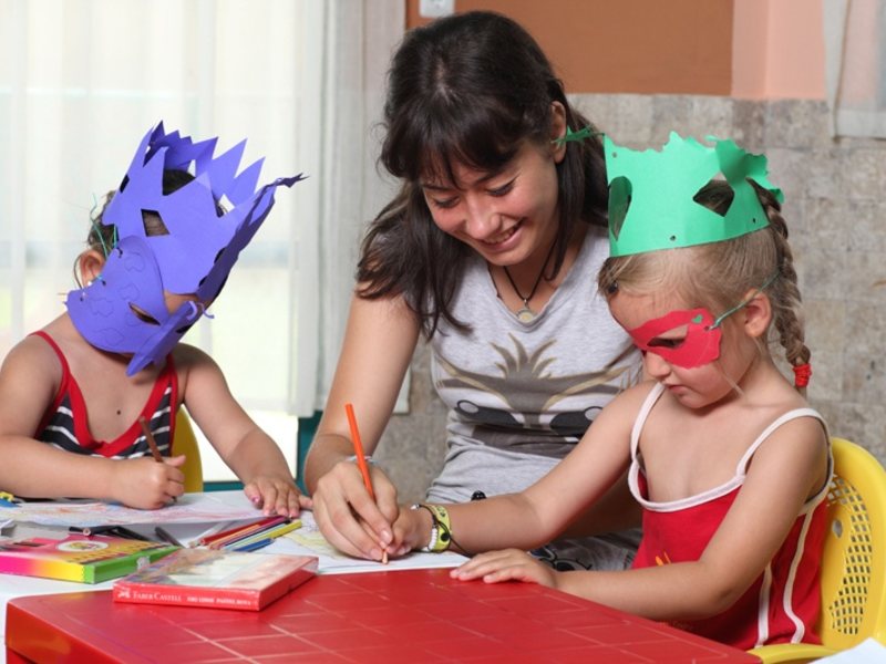 Merlin Beach Park Hotel  43953