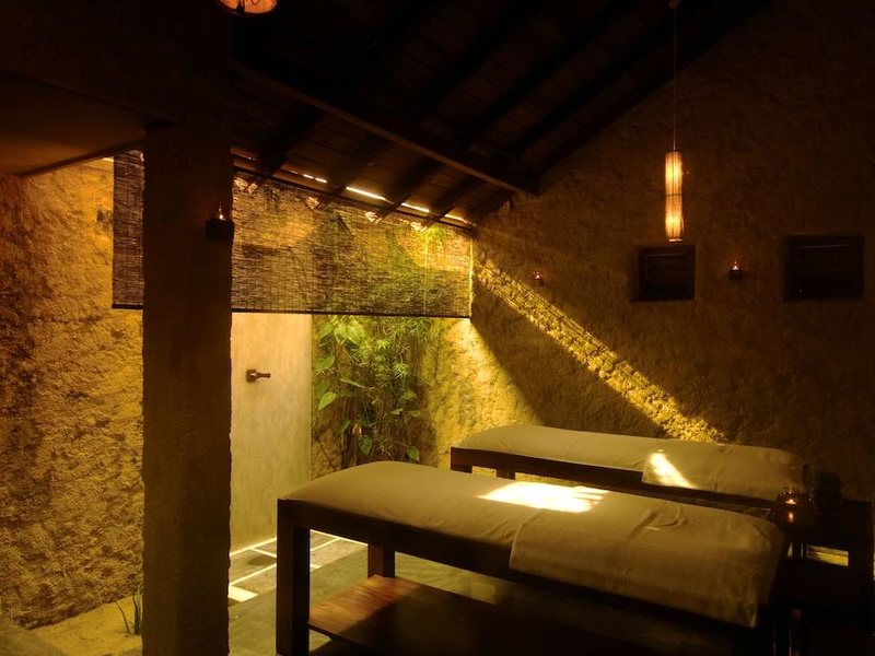 Mermaid Hotel  108061