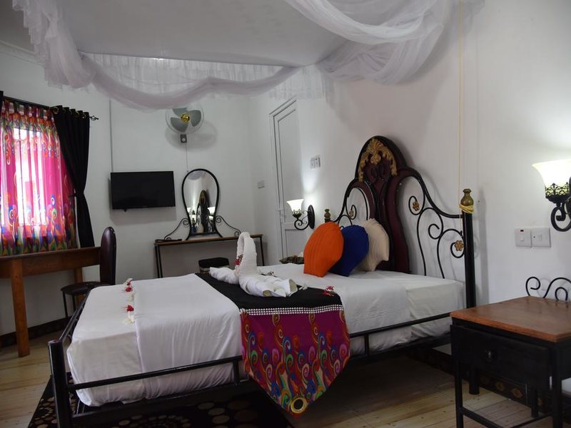 Mermaids Cove Beach Resort & Spa 200914