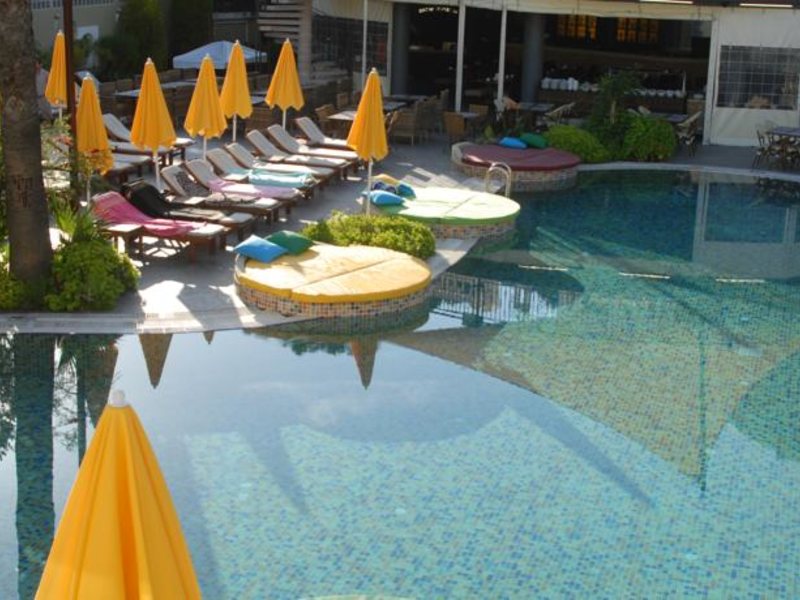 Mersoy Bella Vista Suites 95037