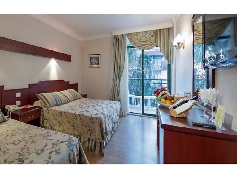 Meryan Hotel 95084