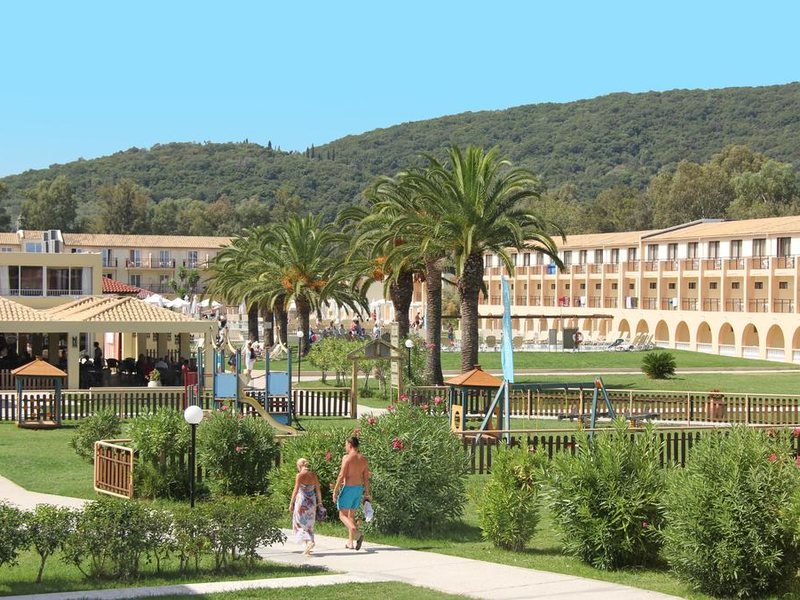 Messonghi Beach Resort 260518