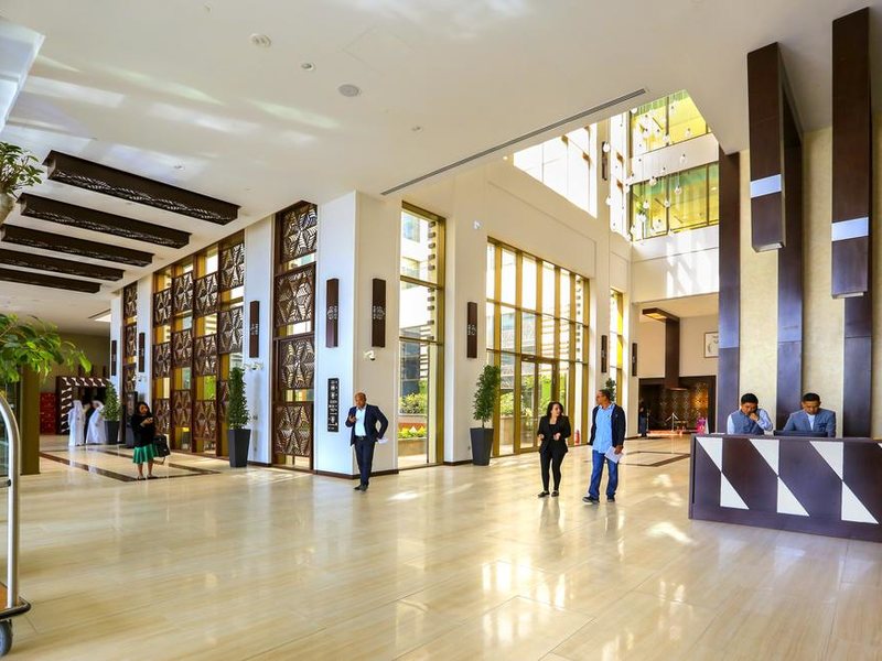 Metropolitan Hotel Dubai 192600