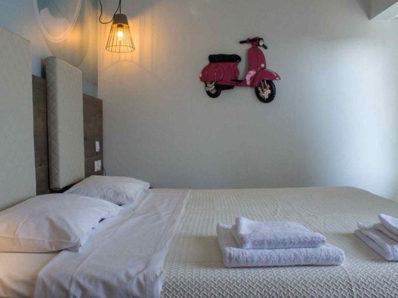 Metropolitan Thessaloniki 284531