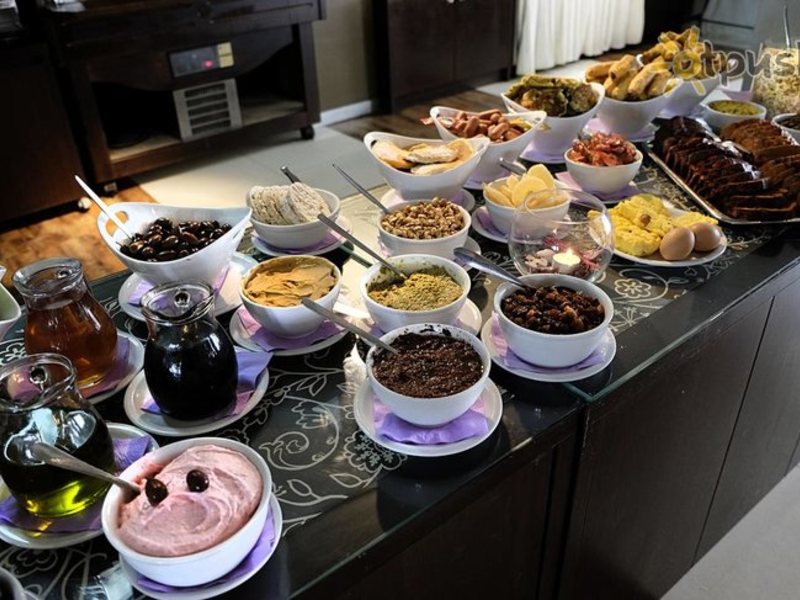 Metropolitan Thessaloniki 284534